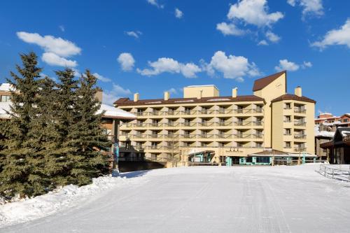 Elevation Hotel & Spa durante el invierno