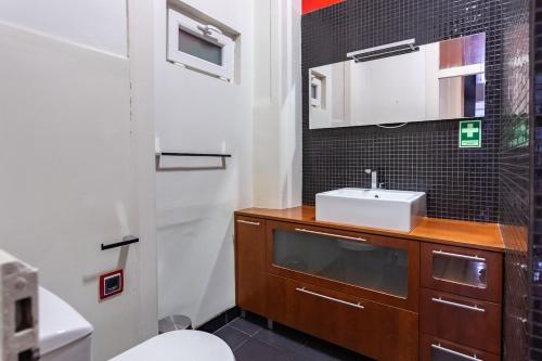 Bright & Central Lisbon Gem | 2 min from Av. Liberdade