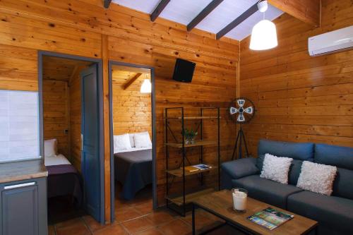 Postel nebo postele na pokoji v ubytování Camping Caledonia