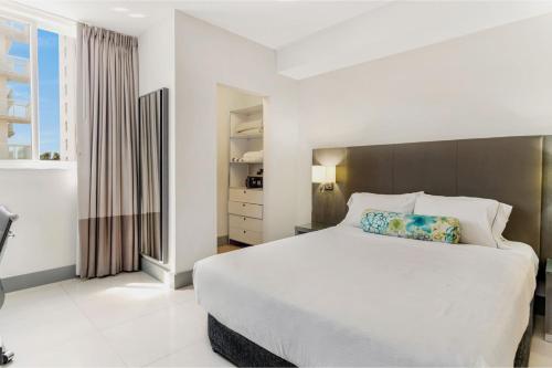 Cama o camas de una habitación en Roami at Habitat Brickell