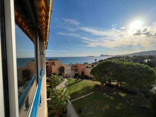 Photo de la galerie de l'établissement Studio la ciotat vue mer avec garage, à La Ciotat