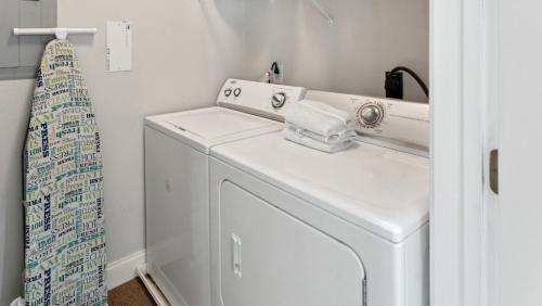 Φωτογραφία από το άλμπουμ του 302 OPV Top Floor Ocean Views Penthouse σε Folly Beach