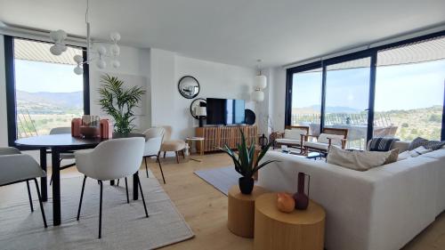 Posedenie v ubytovaní ALLONBAY sun & beach penthouse