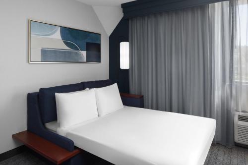 Courtyard by Marriott San Diego Rancho Bernardo Image