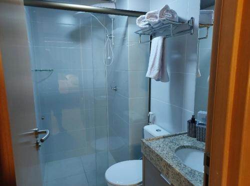 Et badeværelse på Lindo Flat no Manaira Apart Hotel 502A