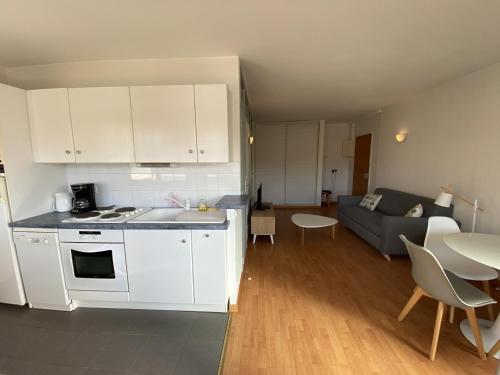 Charmant T2 avec Terrasse Sud, Accès Plage et Parking Sécurisé à Arcachon