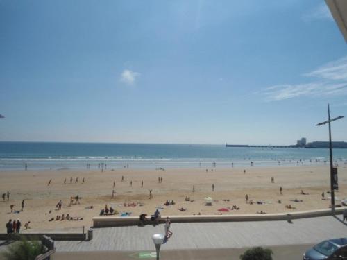 Bel Appartement T3 avec Balcon, Wi-Fi, 2 Chambres pour 6 Pers - FR-1-331-17