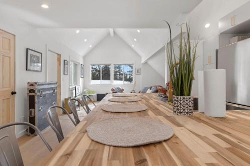 Upscale Cabin for Large Groups Perfect Getaway – Photos 4
