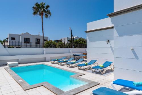 Villa Mannat by Villa Plus
