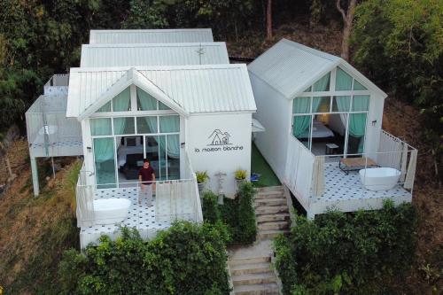 Giardino di La Maison Blanche Chiang Rai Resort