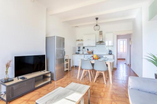 Fotografia z galérie ubytovania Bel appartement 6 personnes - Proche toutes commodités v destinácii Toulon