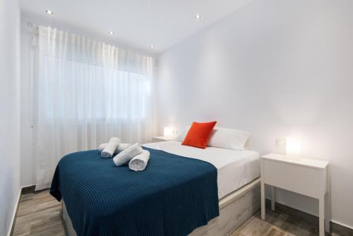 LOS BOLICHES 2ND LINE BEACH APARTMENT