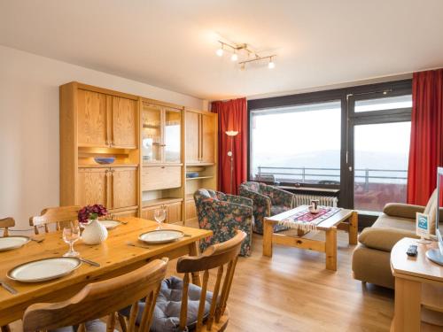 Et opholdsområde på Apartment A701 by Interhome