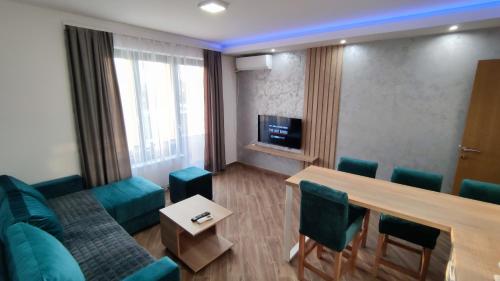 Μια τηλεόραση ή/και κέντρο ψυχαγωγίας στο Apartman Una Sokobanja