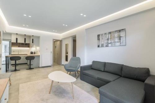 stylish zografou apartement