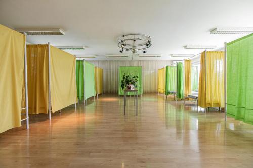 TEJ HOSTEL