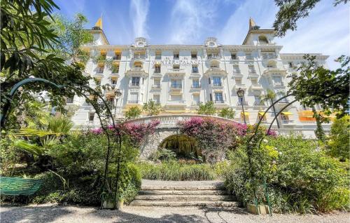 Nice Apartment In Menton With Wifi