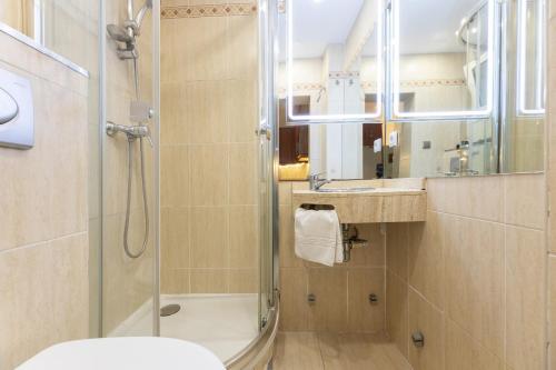 Kúpeľňa v ubytovaní ApartEasy - Central Barcelona Studio Apartment