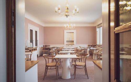 Posezení v ubytování Hotel National by Mountain Hotels
