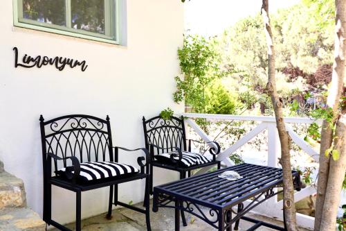 Μπαλκόνι ή βεράντα στο Kemerbag 29 Guest House 12 Yaş Üstü