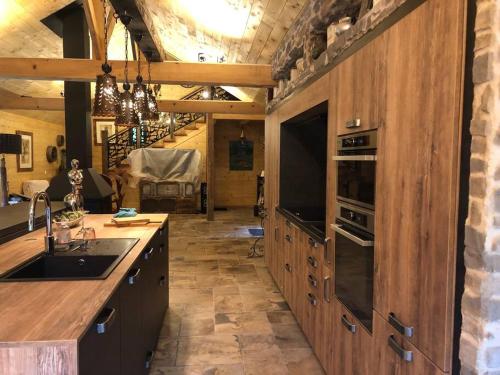 Dapur atau dapur kecil di Chalet : le moulin du sagard