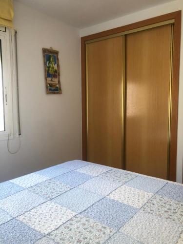 Fotografia z galérie ubytovania Apartamento a 20 metros de la playa v destinácii Calafell