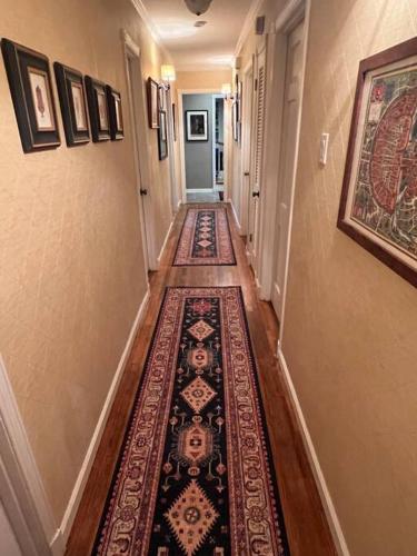 Φωτογραφία από το άλμπουμ του Elegant 6 Bedroom Home in Heart of Memphis στο Μέμφις