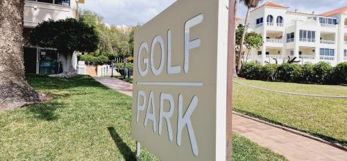 Golf park , 1 bedroom pool view