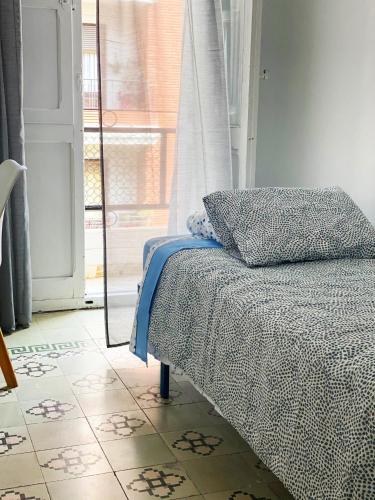 Booking.com: Rooms in La Petxina Valencia in Shared Apartment ...