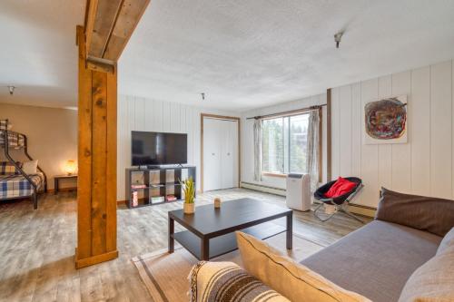 Mt Hood Views Condo 304 – Photos 5