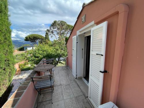 Chambre d'hôtes duplex Le petit mas niçois de la Villa rose photo 20
