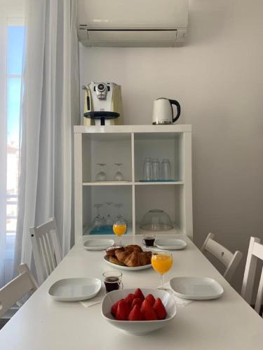 Photo de la galerie de l'établissement Central Rossini Flat with Balcony, à Nice