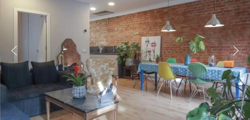 Stunning APT - 4PAX - 15 min SOL