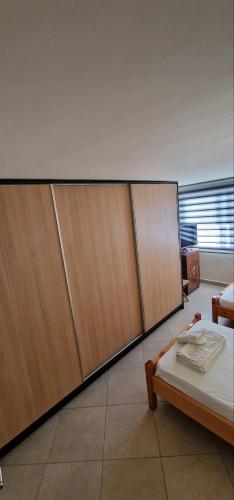 Gambar di galeri bagi Sea View di Alikí