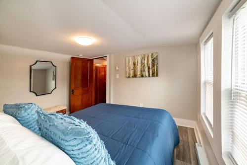 Cama o camas de una habitación en 2 beds, trailer parking, direct snow & ATV trail access