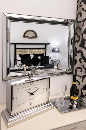 Fotografie z fotogalerie ubytování Barcaccia Luxury Suites v Římě