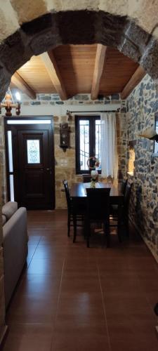 Gallery image of FILEMA HOME (stone house) in Anópolis