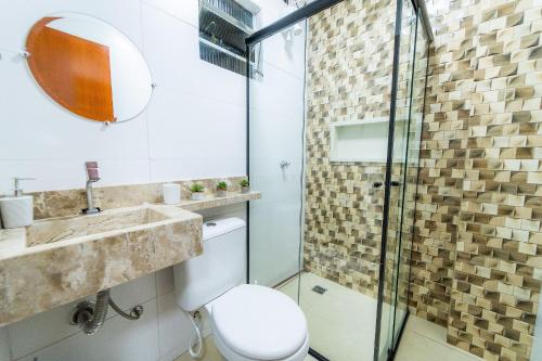 Ένα μπάνιο στο Ap 85m2 , 2Qts Com Suite , Estacionamento, Cozinha Completa , Wi-Fi 500MB , Jr Catito