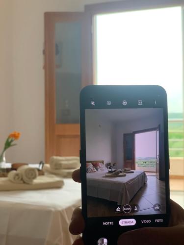 TV a/nebo společenská místnost v ubytování Villa Apollonia Guest House