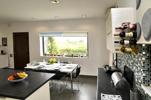 Gallery image of marathon family villa in Schinias