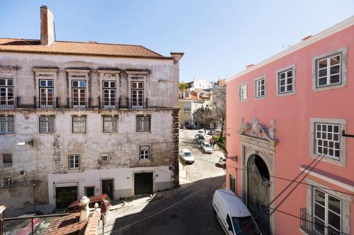 Olá Lisbon - Castelo IV