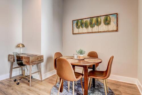 Galeriebild der Unterkunft Youngsville Sports Complex NEW Townhome in Youngsville