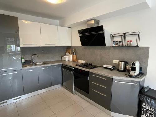 LUI Apartman