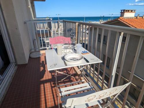 Appartement rénové avec vue mer - 4 pers. - FR-1-696-39