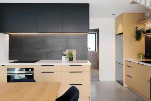 Küche/Küchenzeile in der Unterkunft Cardrona Black Diamond Apartment