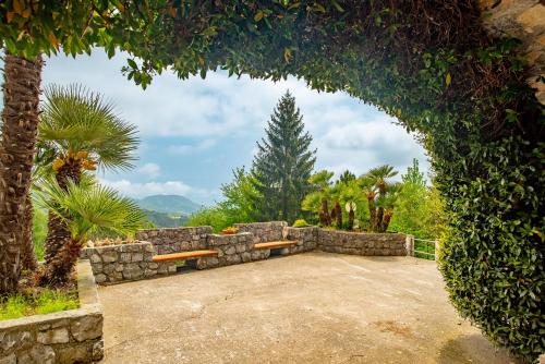 Fotografie z fotogalerie ubytování Rivierarent Ville Ka Nova e Ka di Sass con piscina v destinaci Magliolo