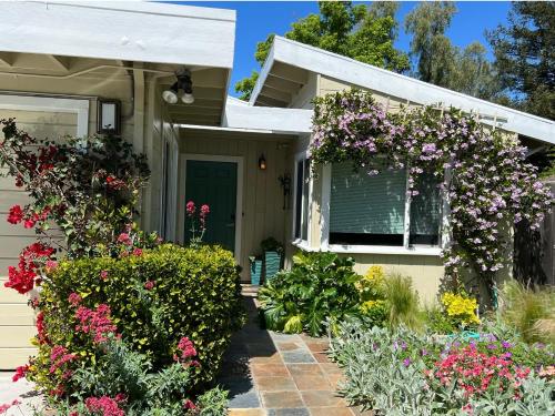 Κήπος έξω από το Palo Alto 1 Bedroom Near Stanford University