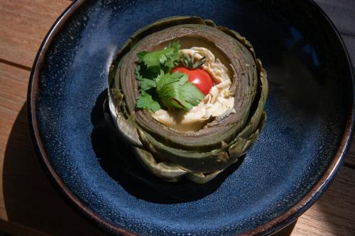 Makanan di atau berdekatan hotel