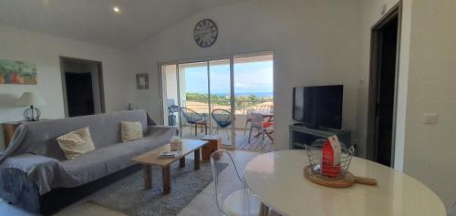 Très belle Résidence vue mer et piscine chauffée - BACCALOCATION