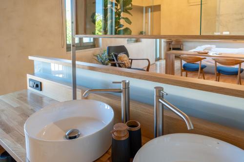 Kallergon Luxury Suites
